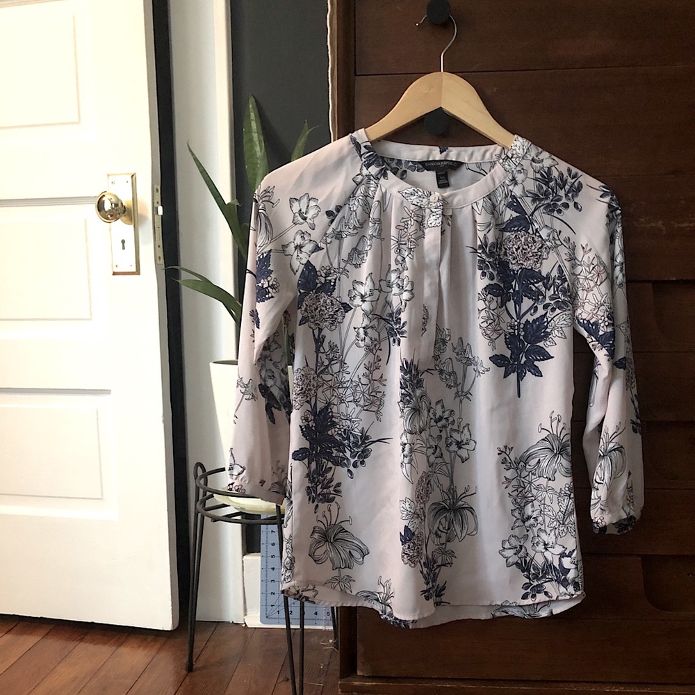 Banana Republic blouse